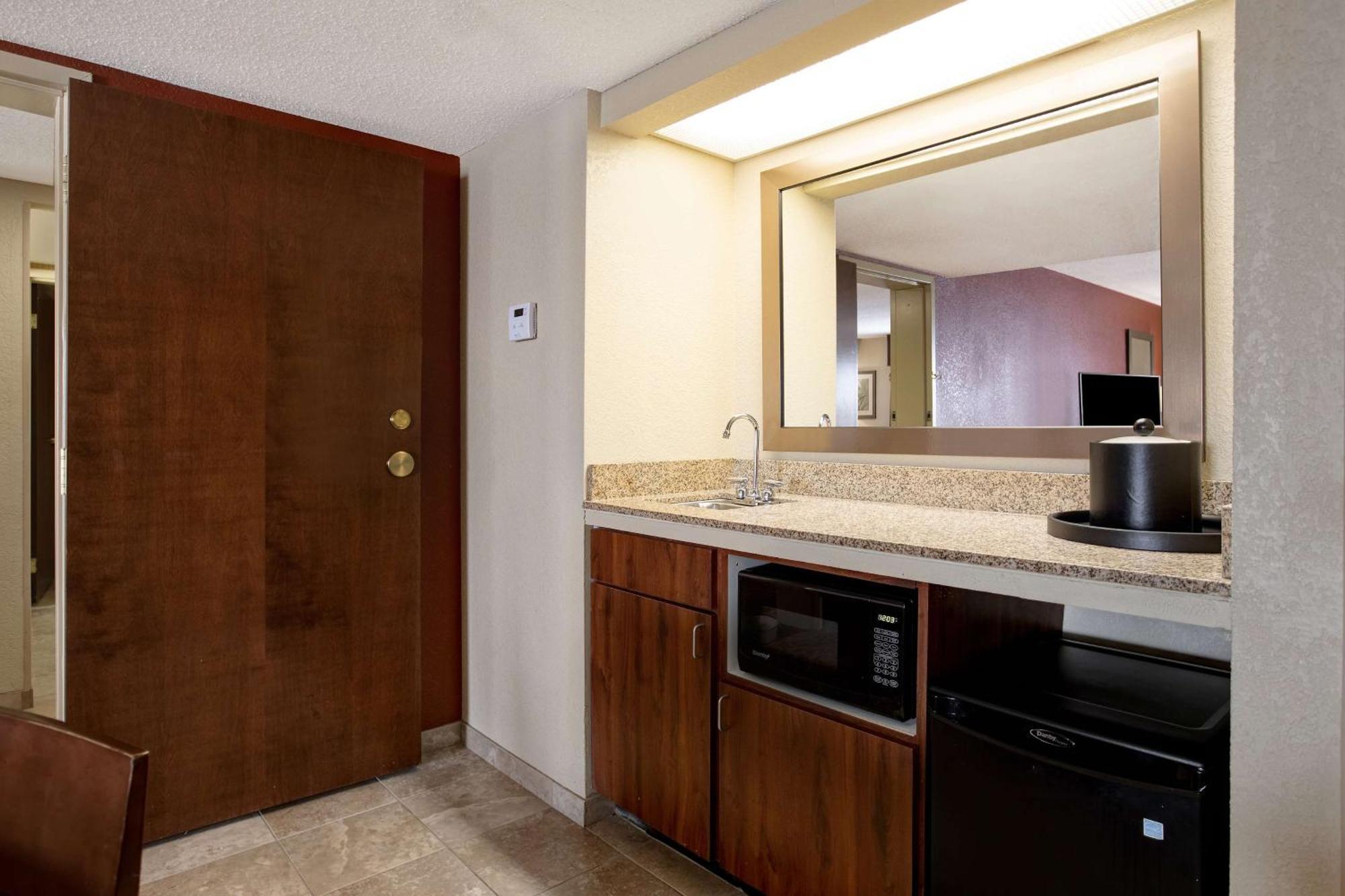 Hampton Inn Fort Wayne-Southwest Ngoại thất bức ảnh